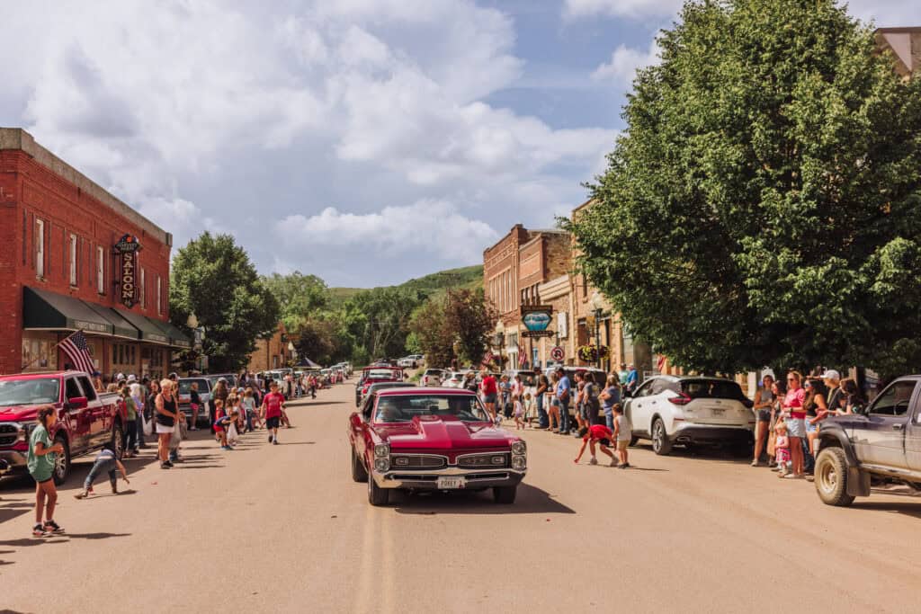 the belt rodeo parade on castner street