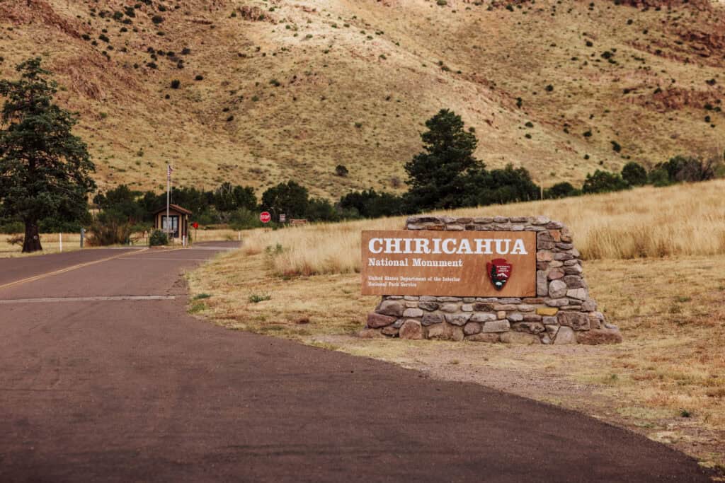 The entrance road to chiricahua national park